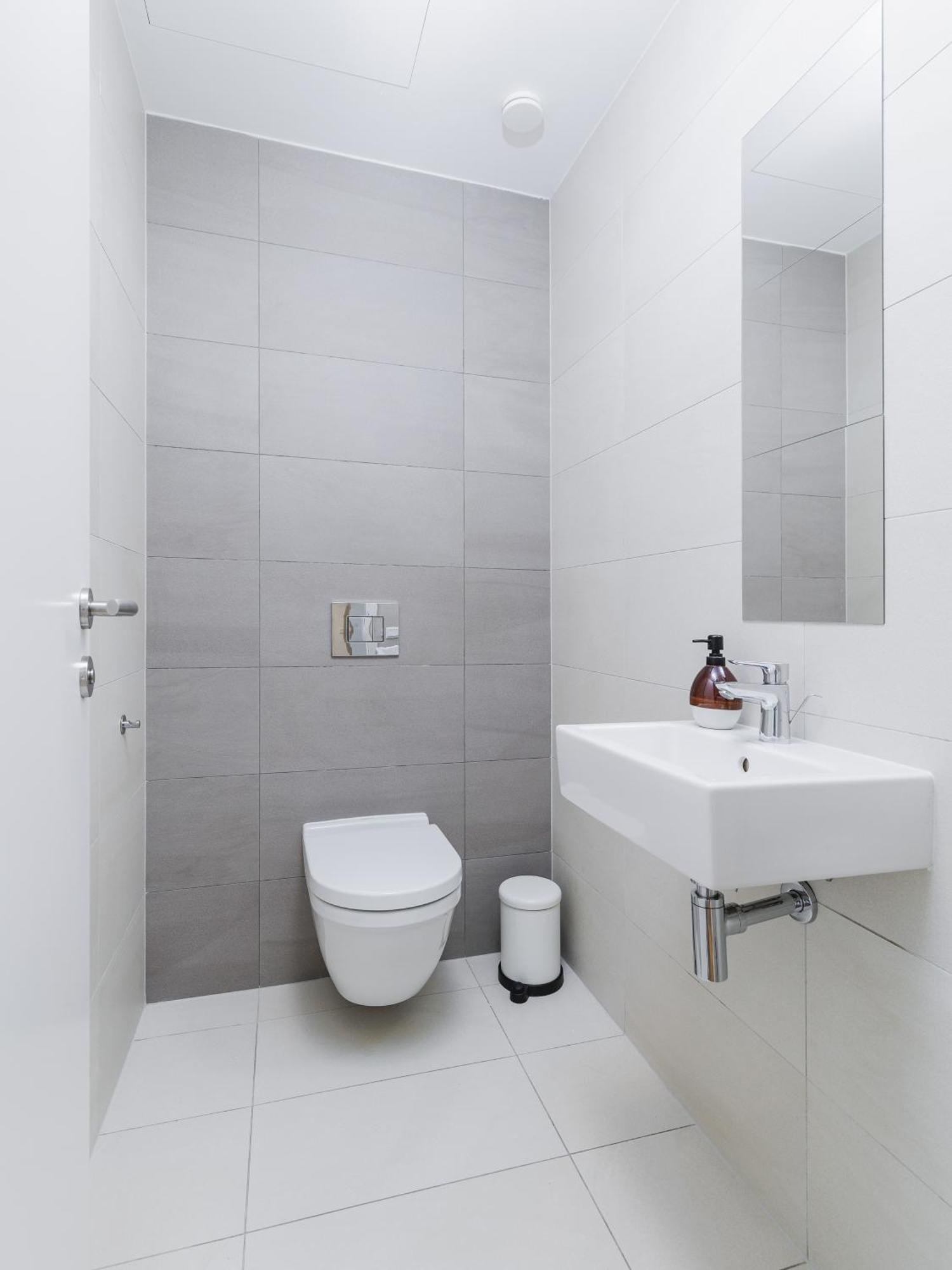 Sky Park 1 - Luxurious #Instaworthy Apartment In Downtown City Center With Included Parking, Best Address In Town Pozsony Kültér fotó