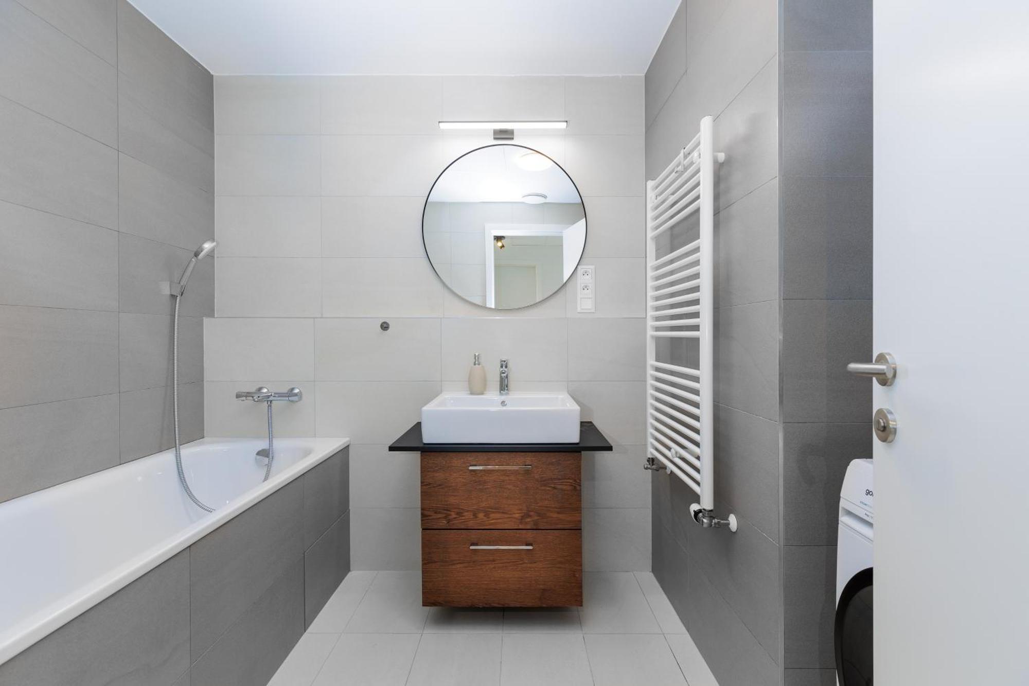 Sky Park 1 - Luxurious #Instaworthy Apartment In Downtown City Center With Included Parking, Best Address In Town Pozsony Kültér fotó
