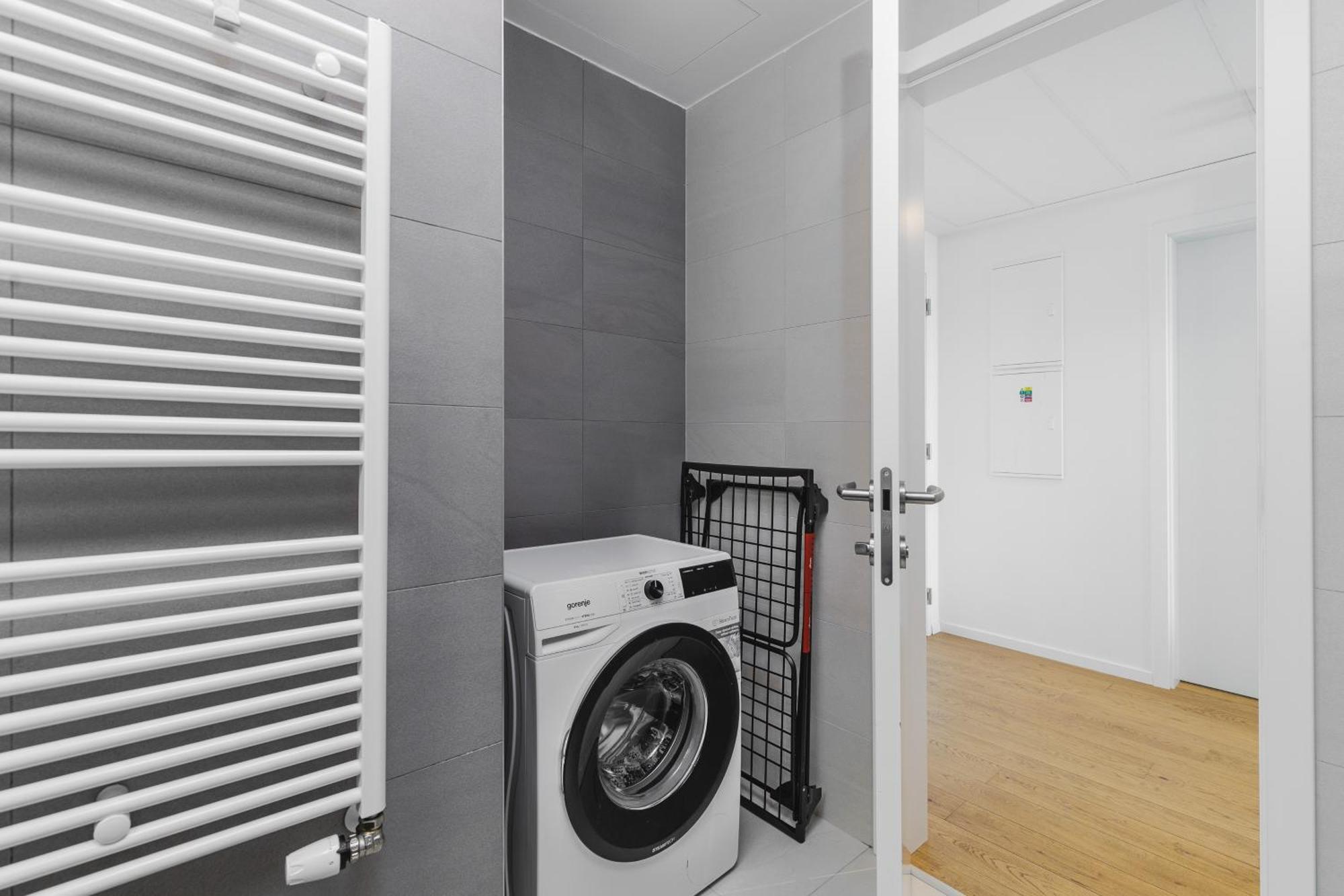 Sky Park 1 - Luxurious #Instaworthy Apartment In Downtown City Center With Included Parking, Best Address In Town Pozsony Kültér fotó